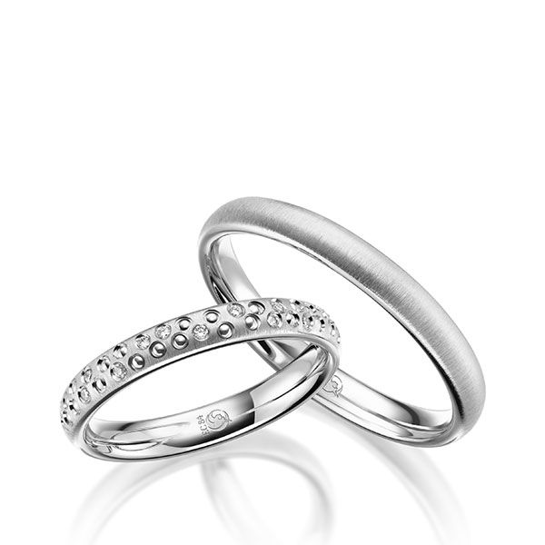 Paar Trauringe / Eheringe / Platin 950 / 0,06 ct.