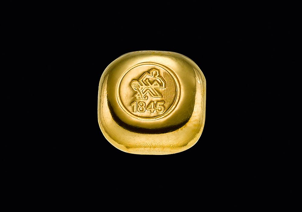 Gegossene Gold- und Silberbarren