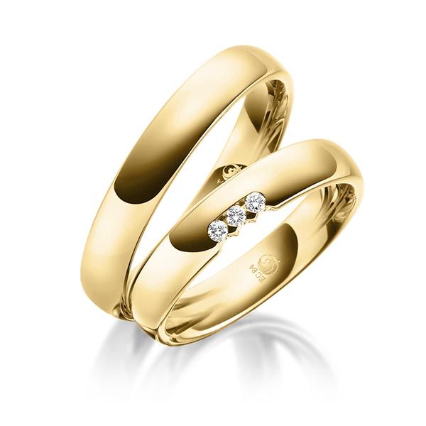 Paar Trauringe / Eheringe / Gelbgold 585 / 0,06 ct.
