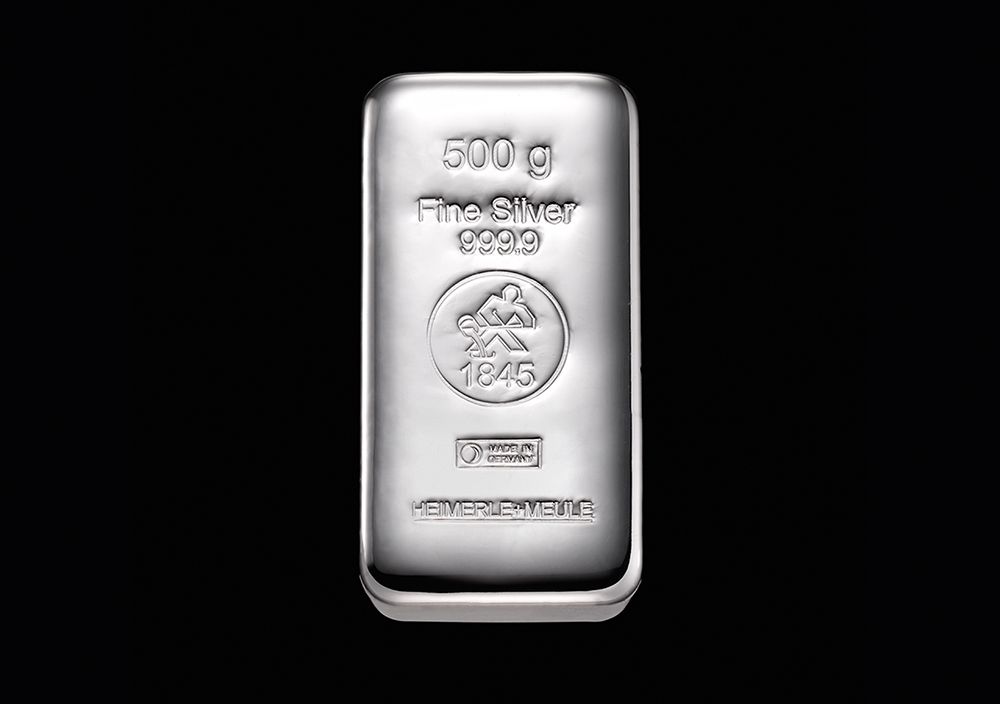 Gegossene Gold- und Silberbarren